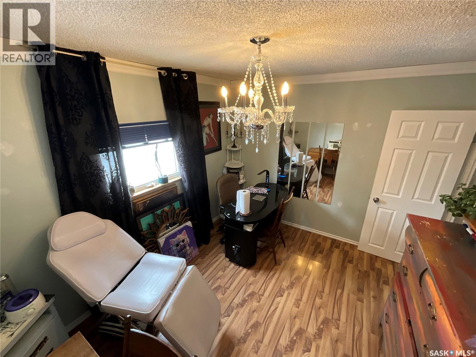 618 7th Avenue W, Melville, Saskatchewan  S0A 0G5 - Photo 12 - SK029917