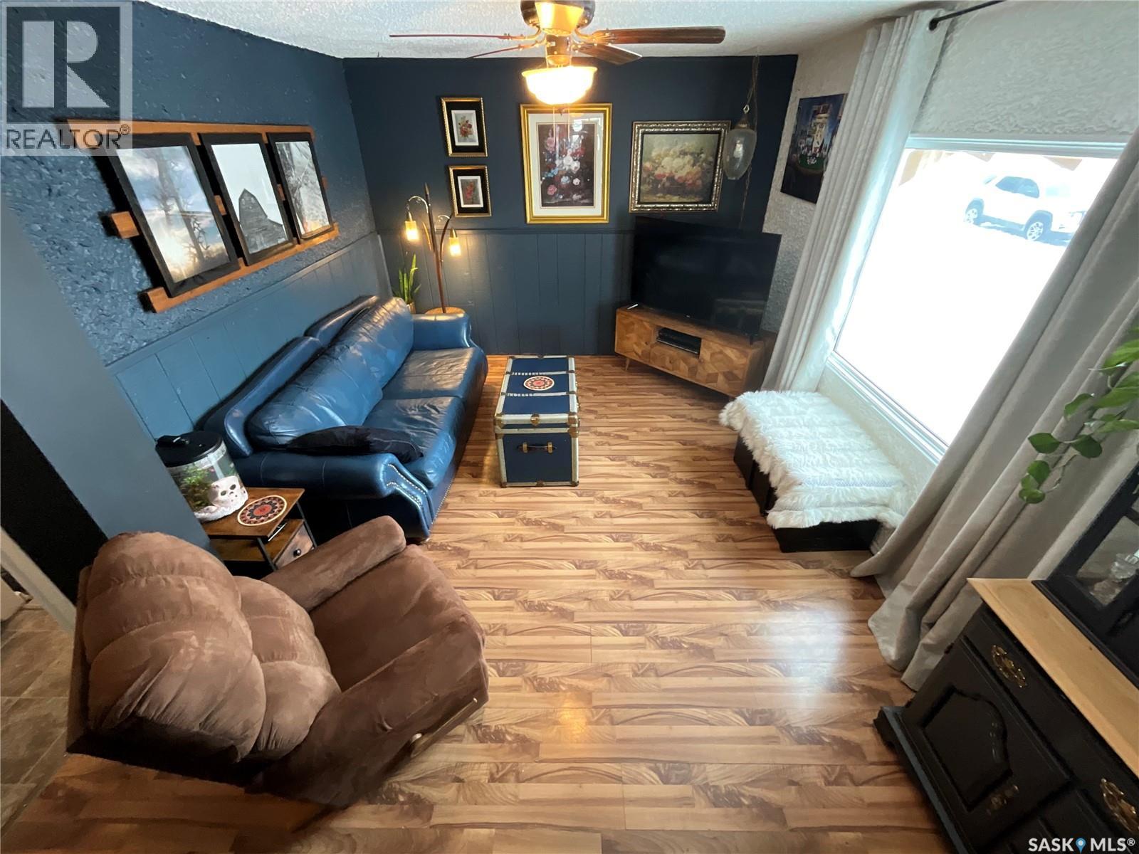 618 7th Avenue W, Melville, Saskatchewan  S0A 0G5 - Photo 17 - SK029917