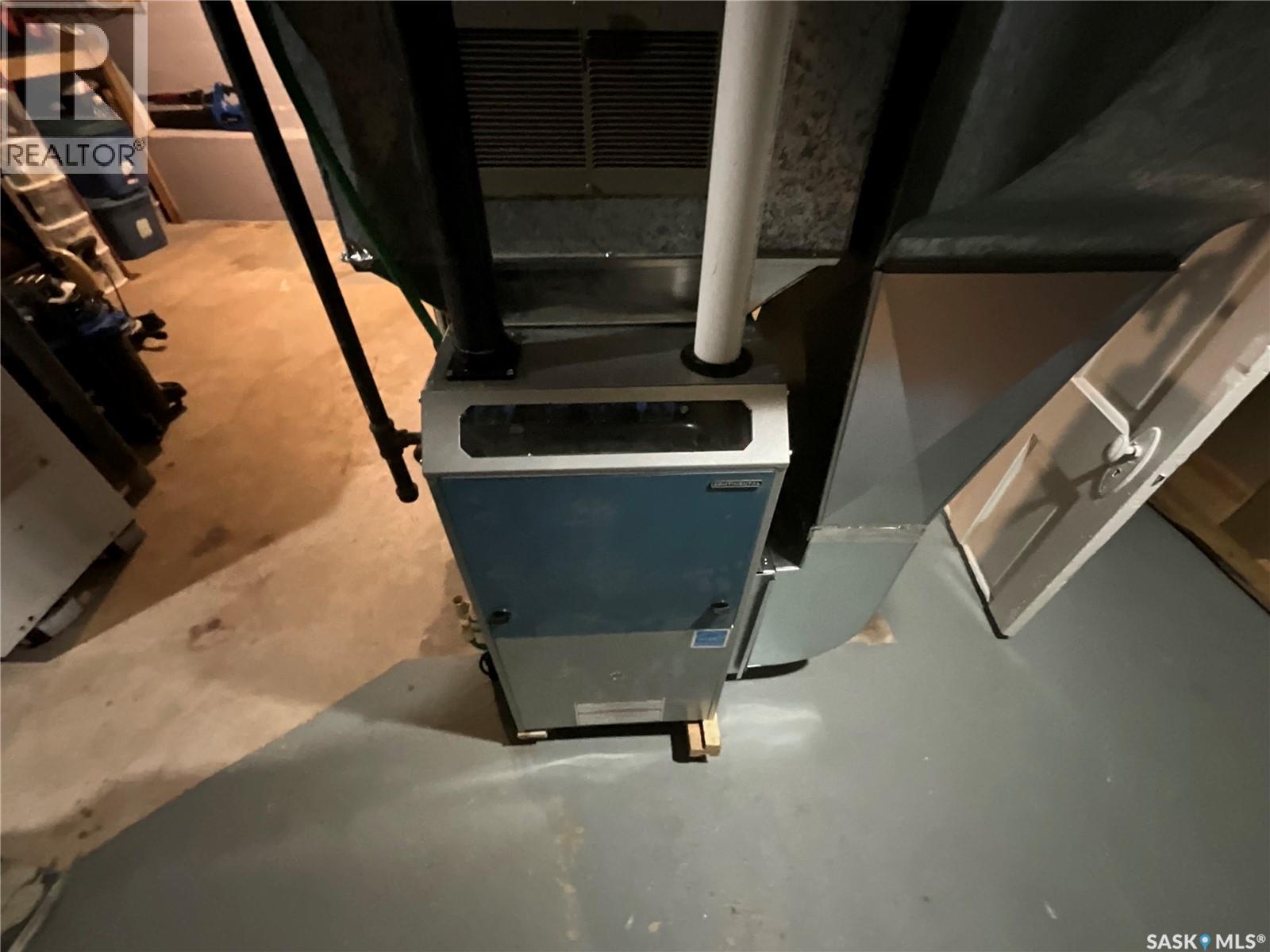 618 7th Avenue W, Melville, Saskatchewan  S0A 0G5 - Photo 29 - SK029917