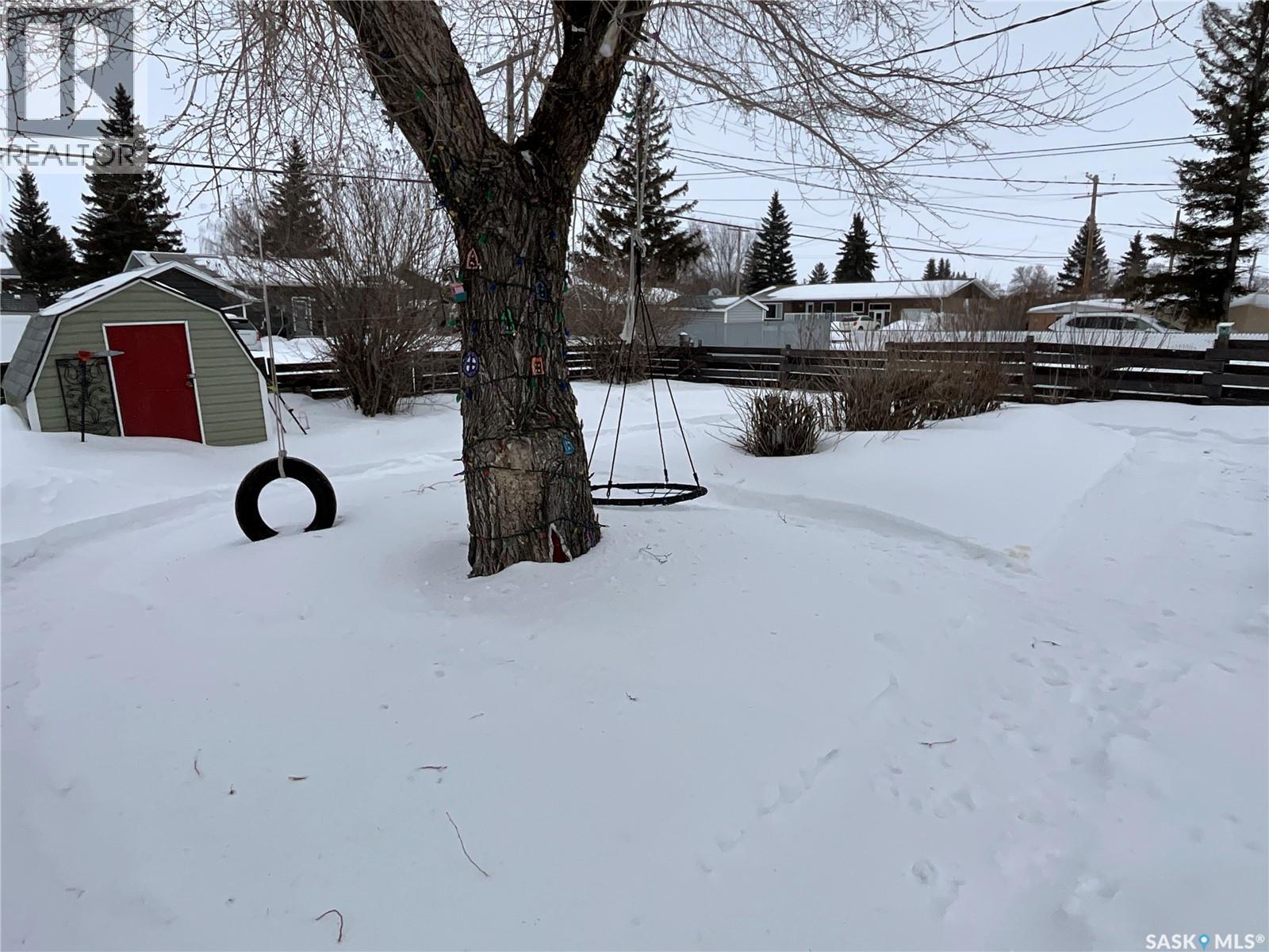 618 7th Avenue W, Melville, Saskatchewan  S0A 0G5 - Photo 34 - SK029917