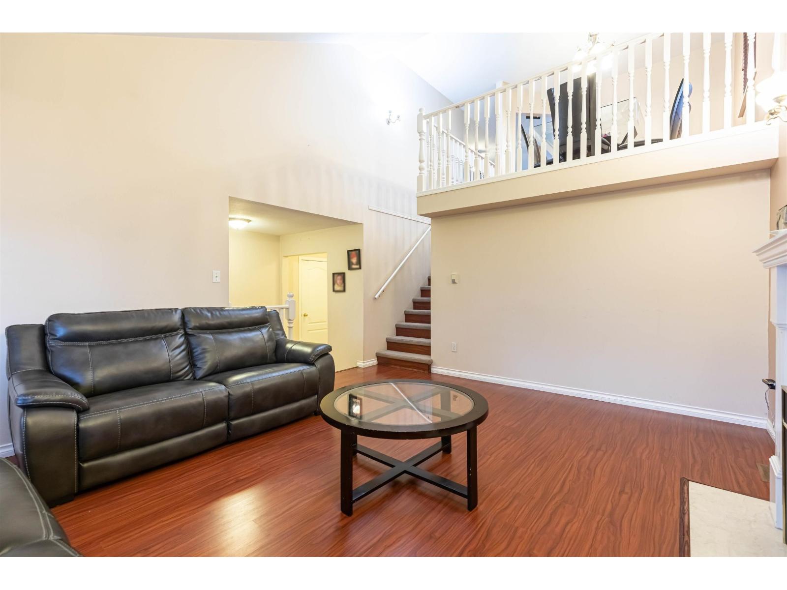 14312 69a Avenue, Surrey, British Columbia  V3W 0E2 - Photo 7 - R3096998