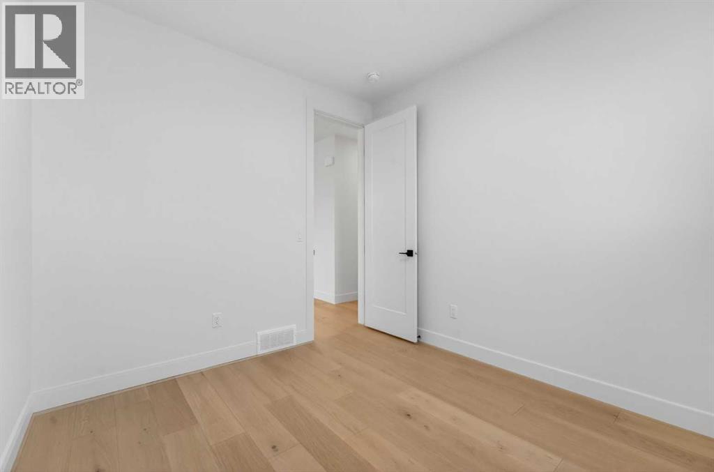 107 North Bridges Garden, Langdon, Alberta  T0J 1X3 - Photo 18 - A2288969