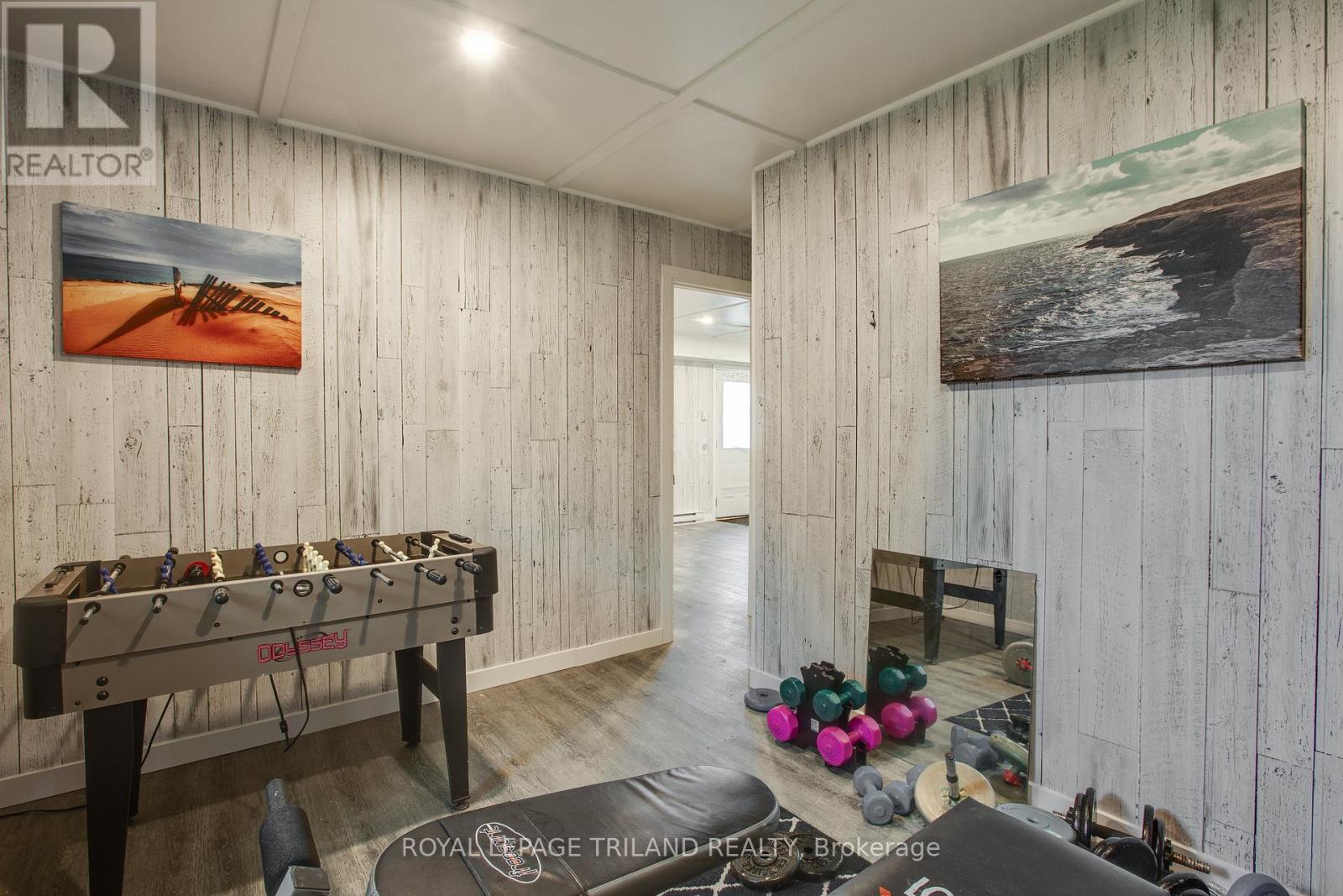 7575 Biddulph Street, Lambton Shores, Ontario  N0M 2L0 - Photo 36 - X12707376