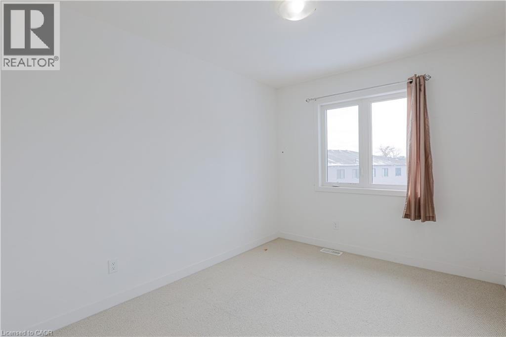 105 Pony Way, Kitchener, Ontario  N2R 0R8 - Photo 17 - 40801772