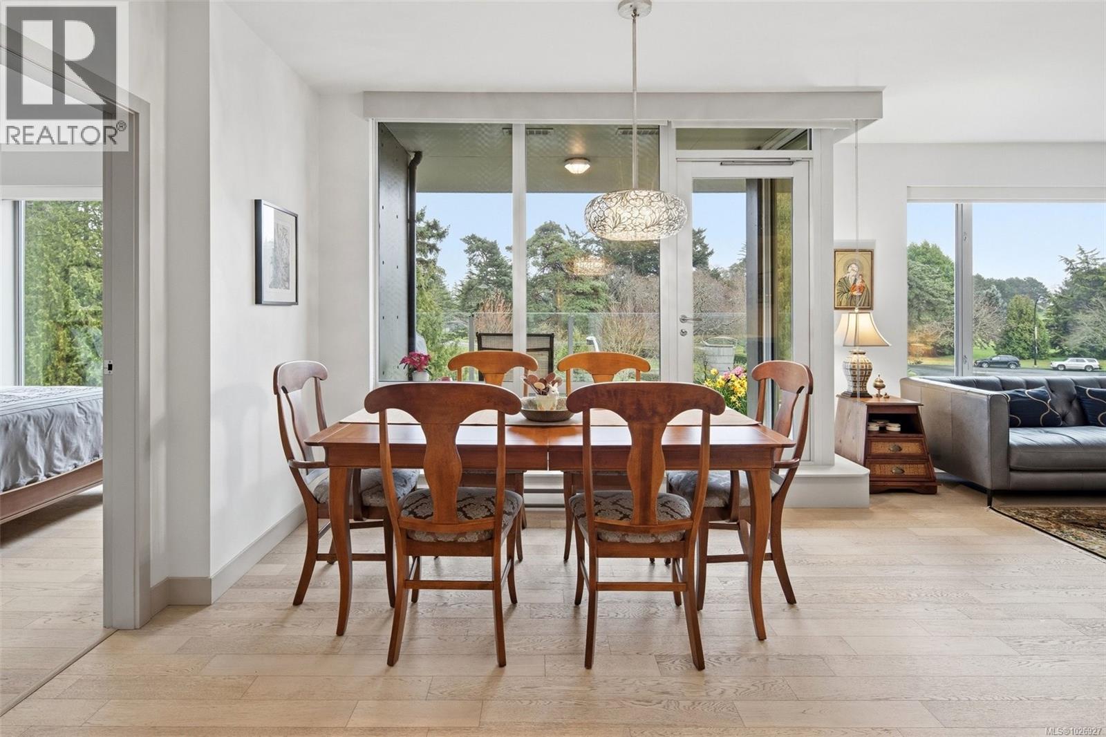 402 200 Douglas St, Victoria, British Columbia  V8V 2P2 - Photo 12 - 1026927