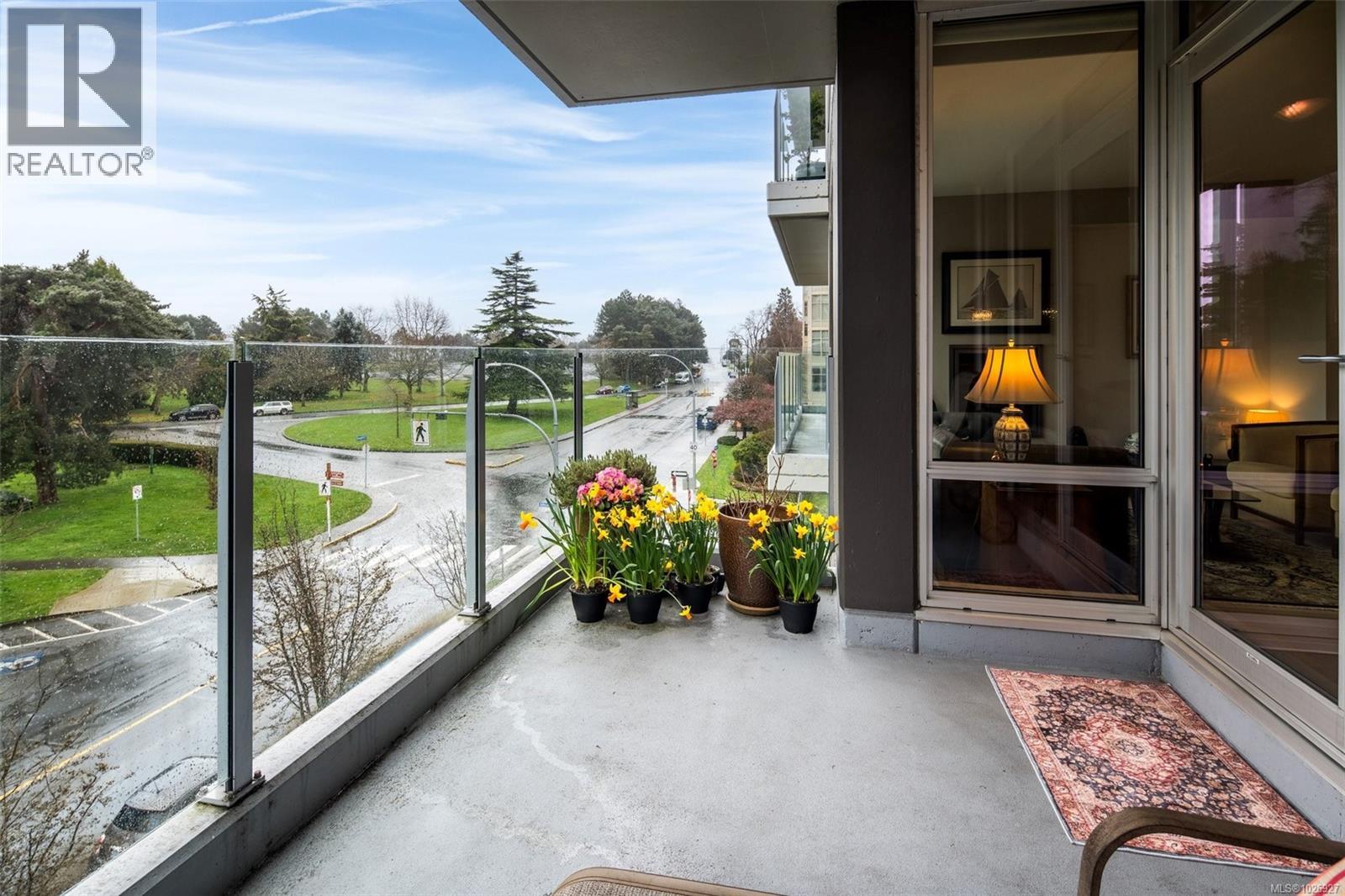 402 200 Douglas St, Victoria, British Columbia  V8V 2P2 - Photo 15 - 1026927