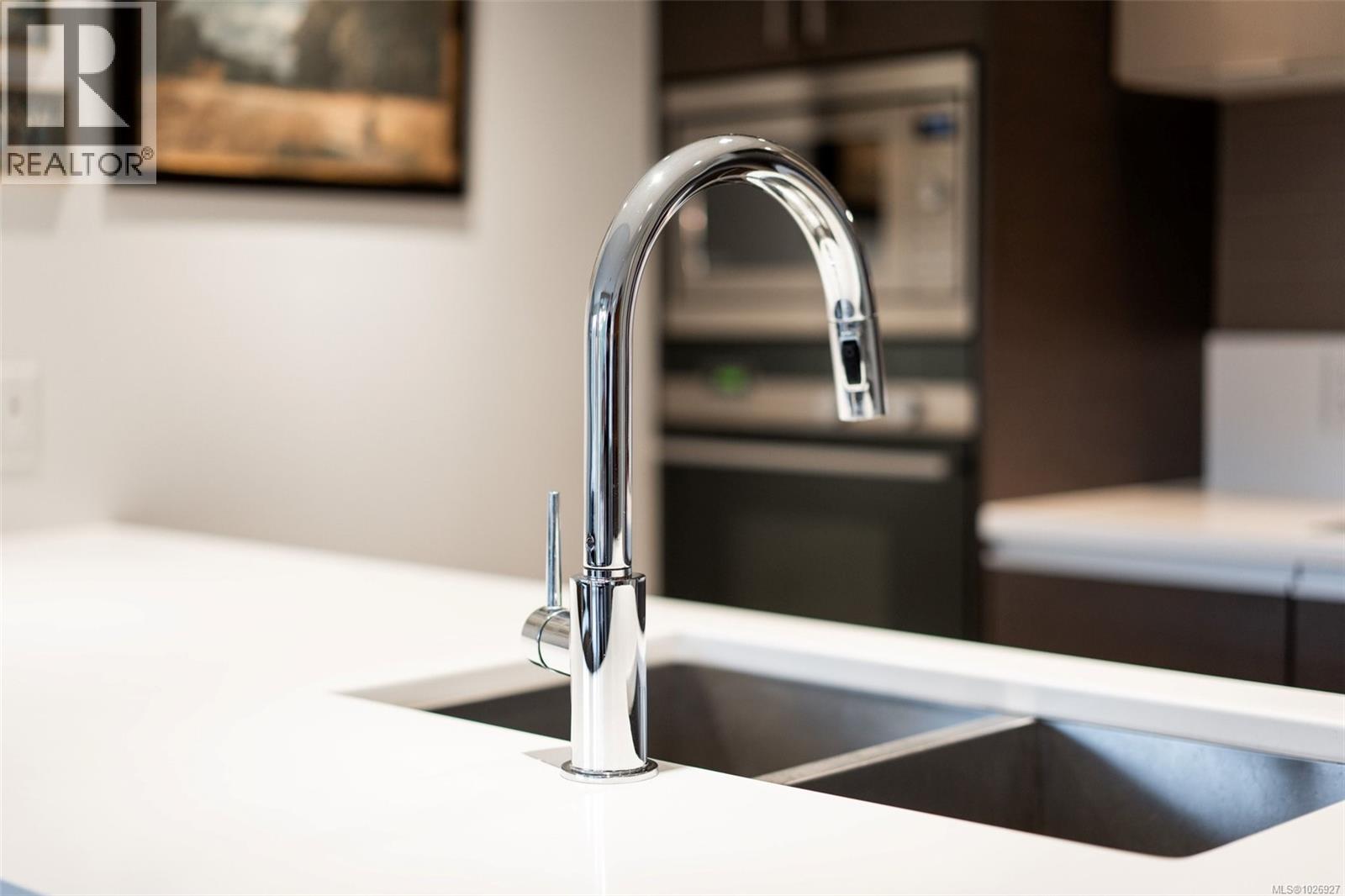 402 200 Douglas St, Victoria, British Columbia  V8V 2P2 - Photo 7 - 1026927