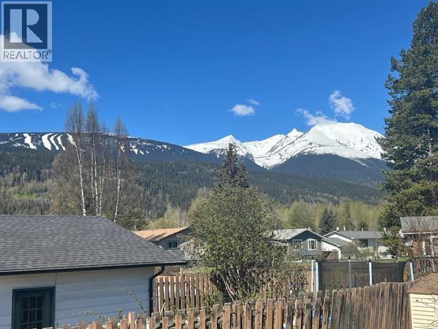 1079 Toronto Street, Smithers, British Columbia  V0J 2N0 - Photo 5 - R3097131