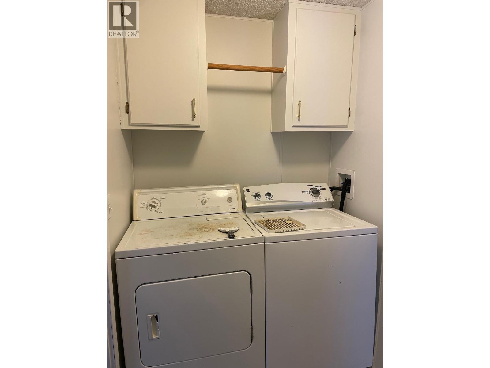 5256 42 Street, Fort Nelson, British Columbia  V0C 1R0 - Photo 9 - R3097097