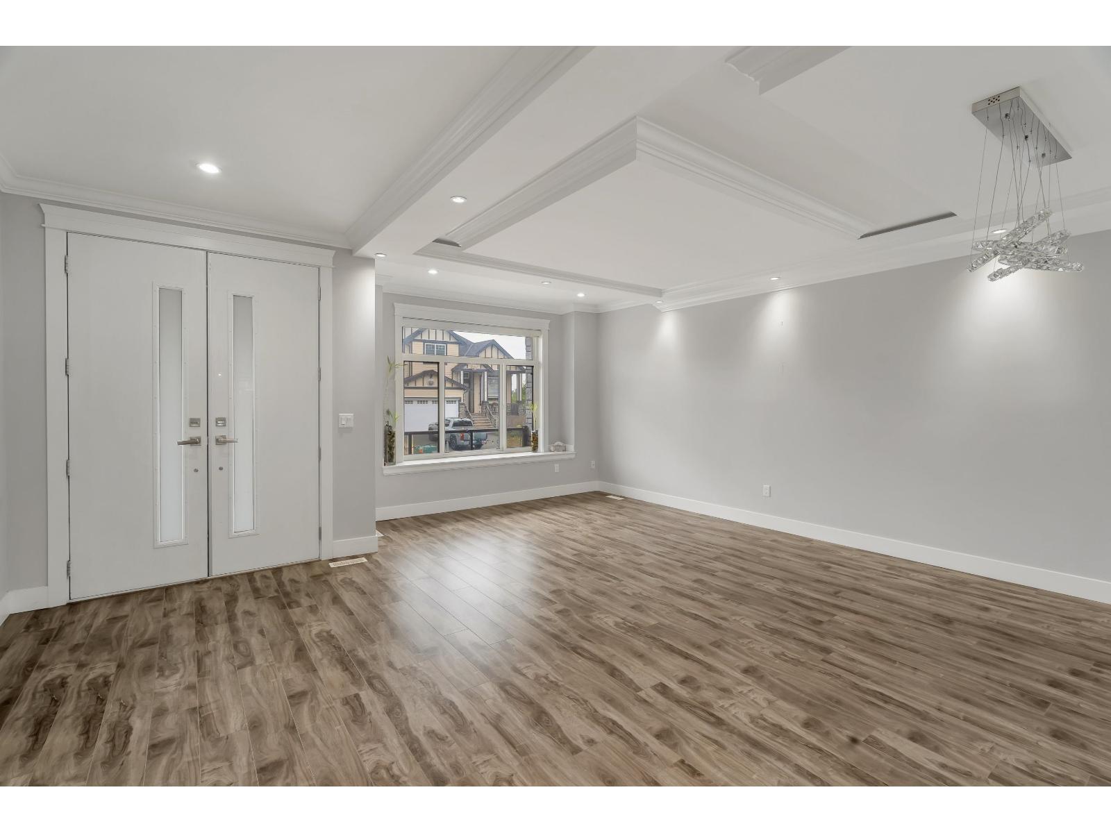 27687 Railcar Crescent, Abbotsford, British Columbia  V4X 0B8 - Photo 3 - R3097040