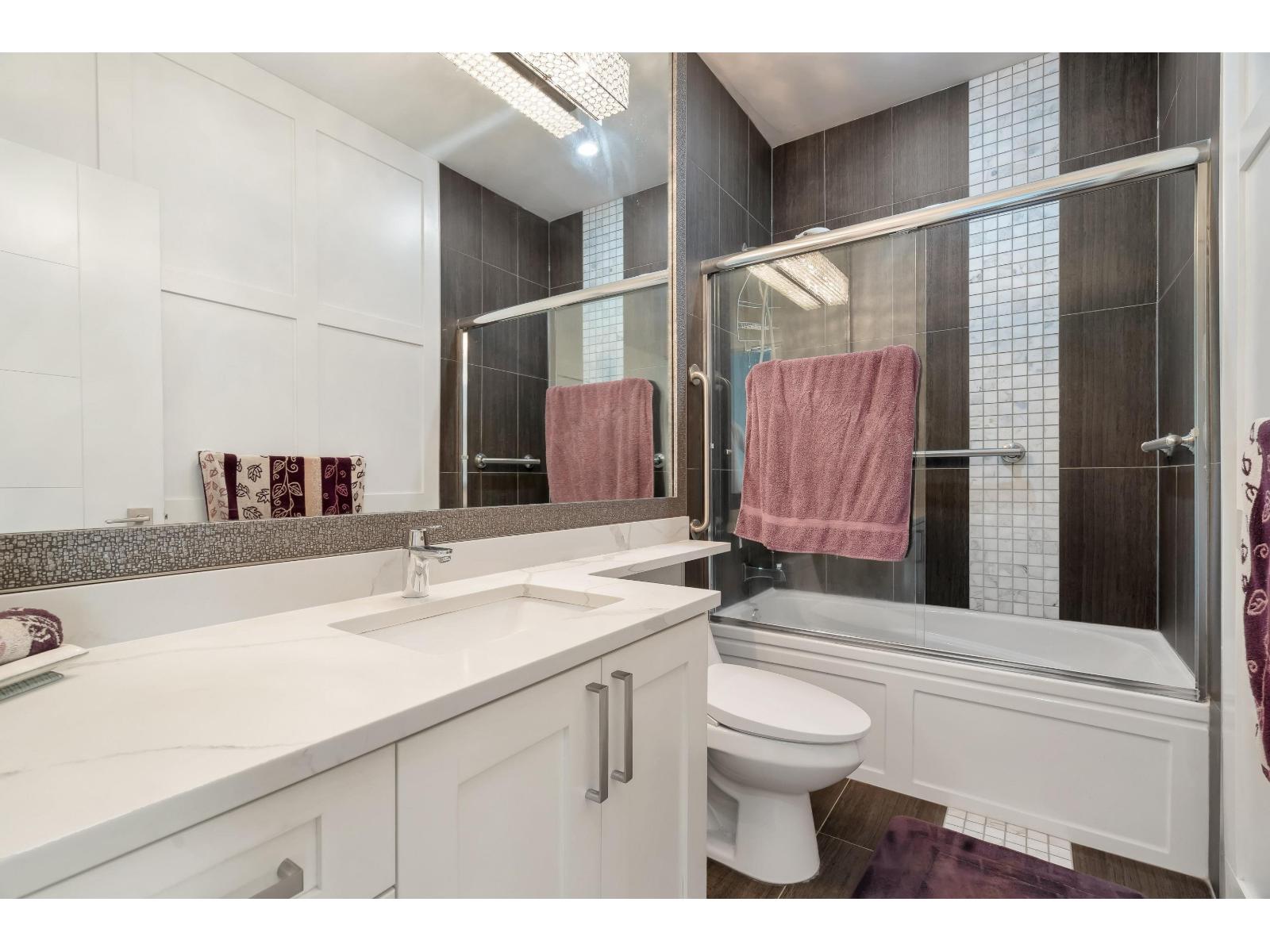 27687 Railcar Crescent, Abbotsford, British Columbia  V4X 0B8 - Photo 16 - R3097040