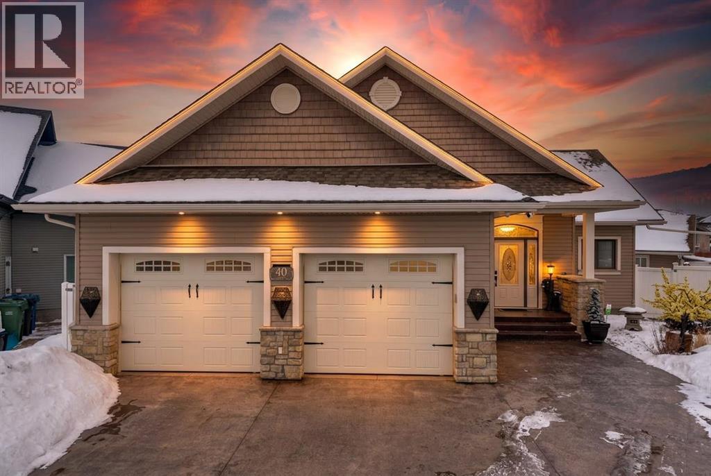 40 Oakfield Close, red deer, Alberta