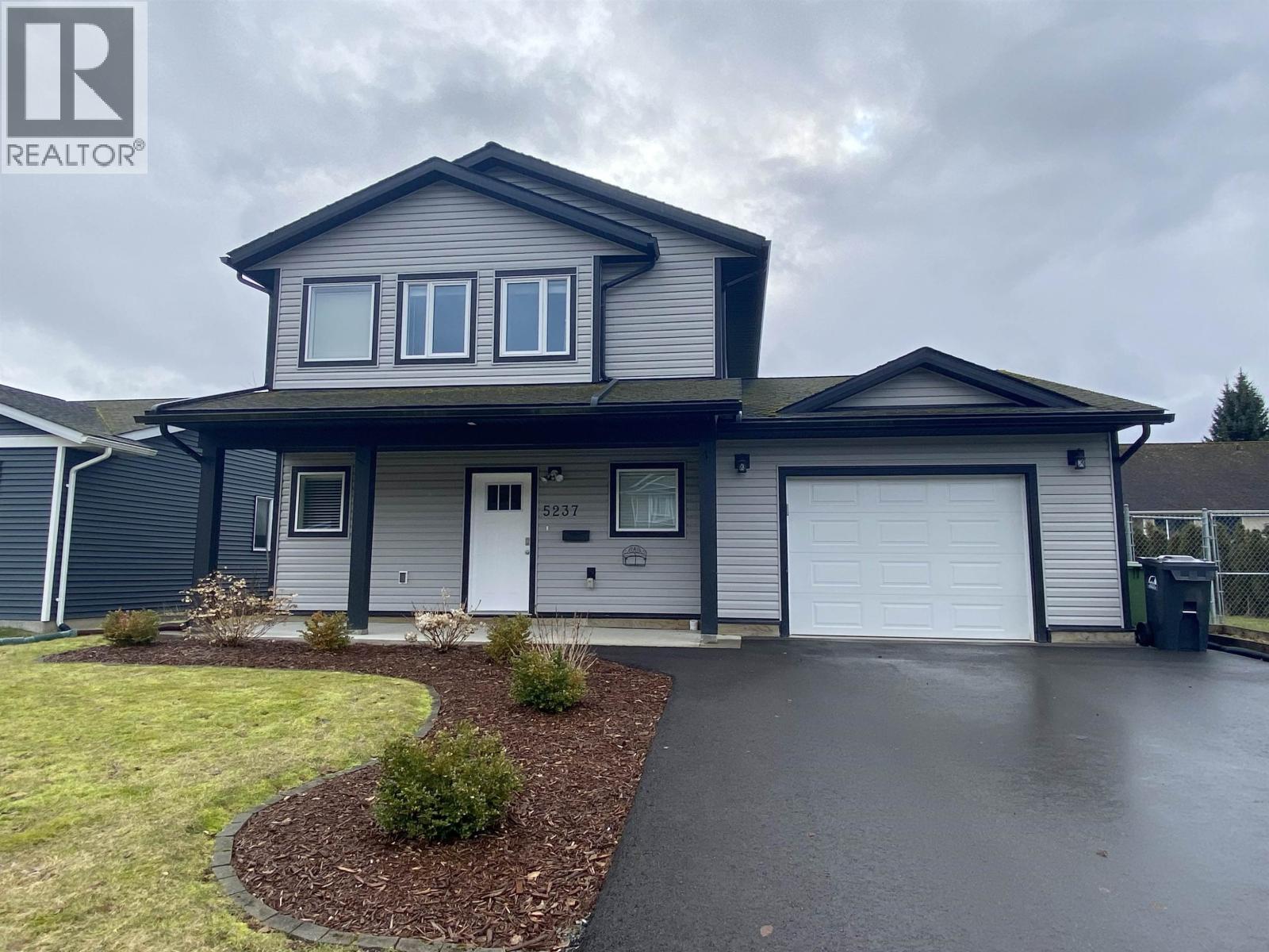 5237 SMITH AVENUE, Terrace, British Columbia
