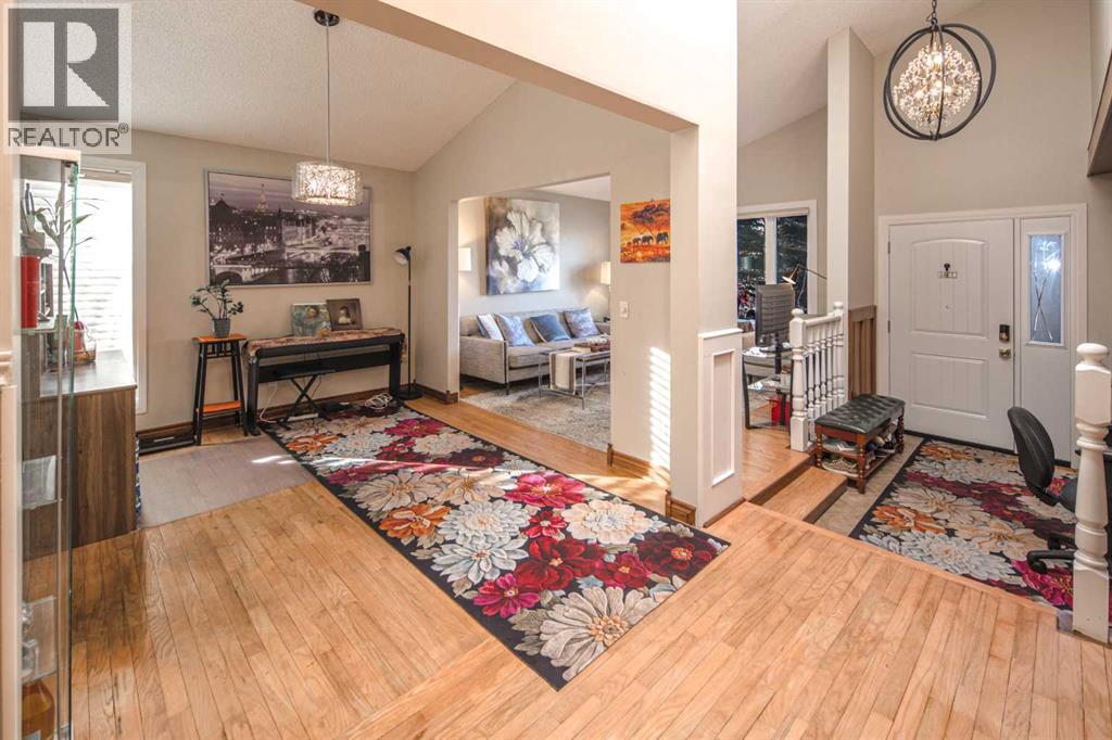 111 Edforth Place Nw, Calgary, Alberta  T3A 3V3 - Photo 9 - A2284103