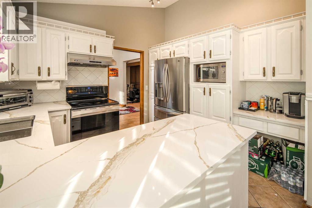 111 Edforth Place Nw, Calgary, Alberta  T3A 3V3 - Photo 12 - A2284103