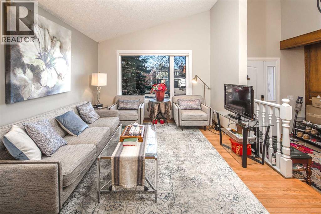 111 Edforth Place Nw, Calgary, Alberta  T3A 3V3 - Photo 5 - A2284103