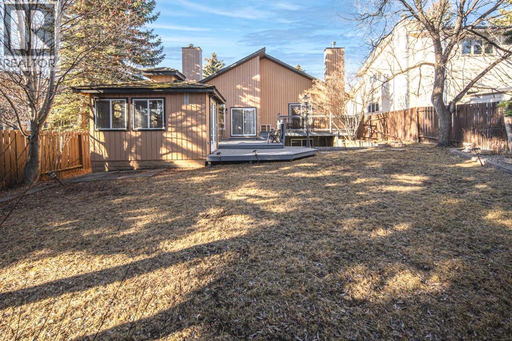 111 Edforth Place Nw, Calgary, Alberta  T3A 3V3 - Photo 38 - A2284103