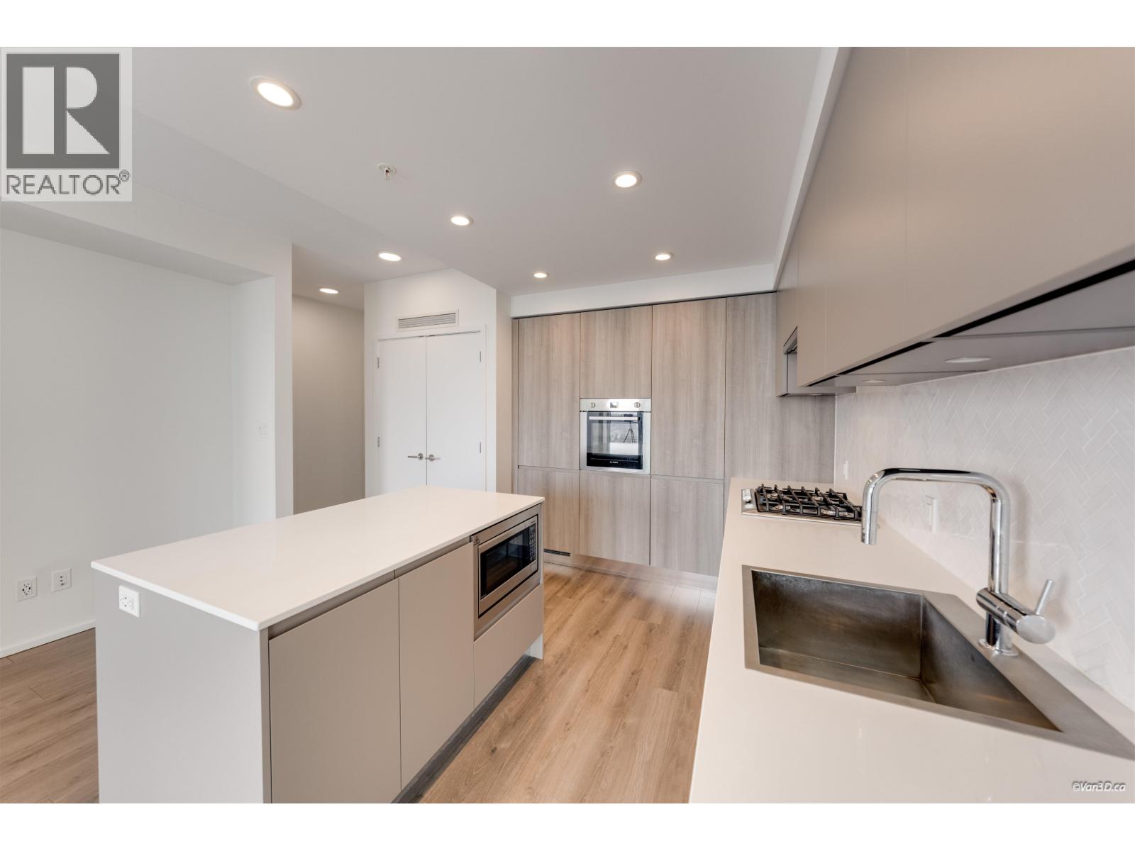 3402 3809 Evergreen Place, Burnaby, British Columbia  V3J 0M1 - Photo 12 - R3094913