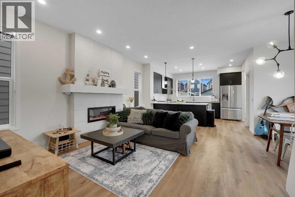 84 Magnolia Common Se, Calgary, Alberta  T3M 3S3 - Photo 7 - A2291193