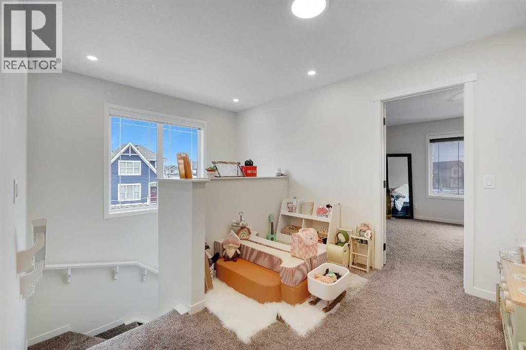 84 Magnolia Common Se, Calgary, Alberta  T3M 3S3 - Photo 18 - A2291193