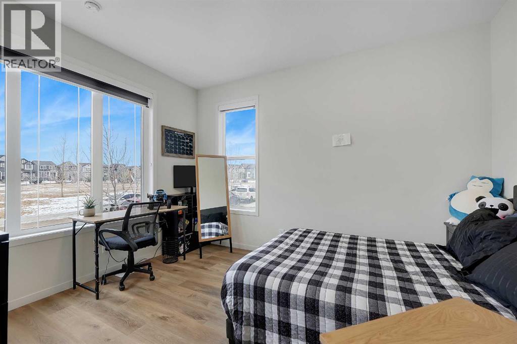 84 Magnolia Common Se, Calgary, Alberta  T3M 3S3 - Photo 15 - A2291193