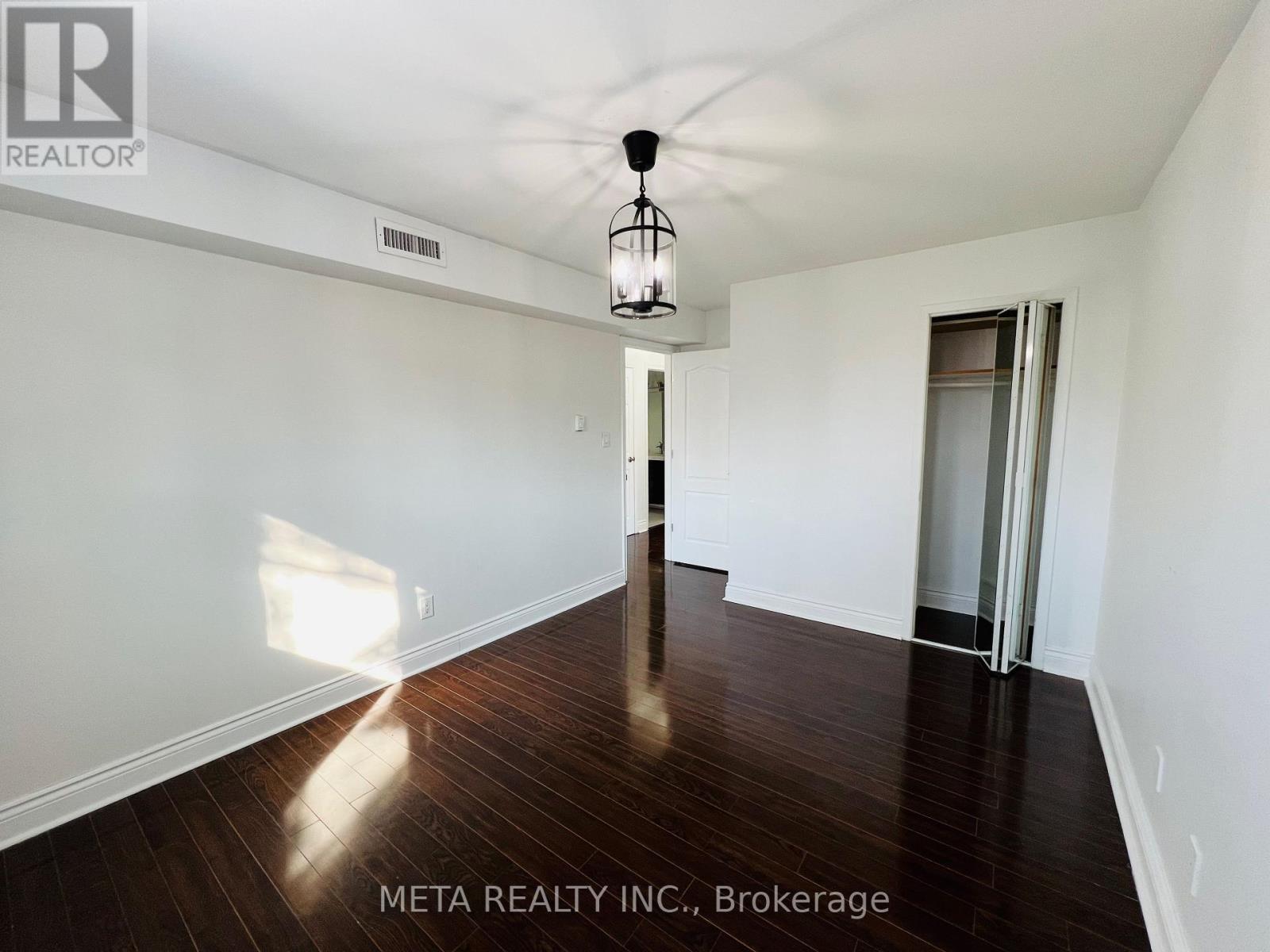 143 Silas Hill Drive, Toronto (Don Valley Village), Ontario  M2J 2X8 - Photo 23 - C12857000