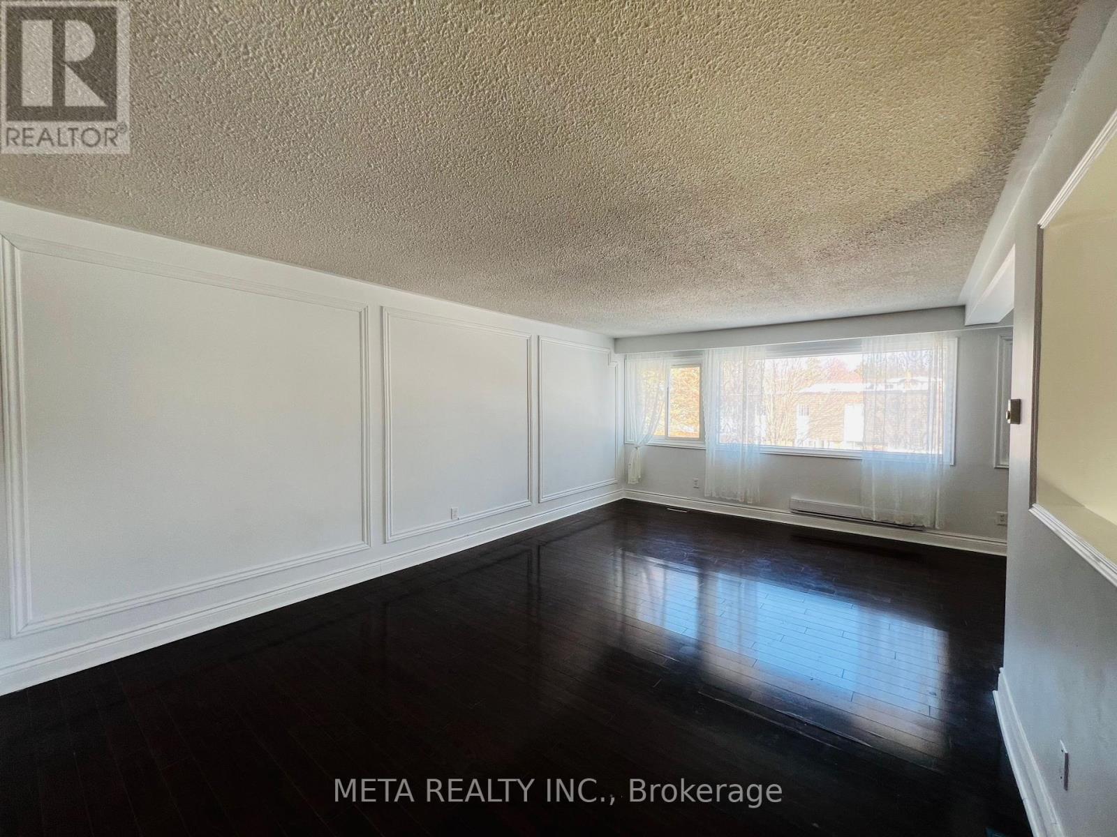 143 Silas Hill Drive, Toronto (Don Valley Village), Ontario  M2J 2X8 - Photo 9 - C12857000