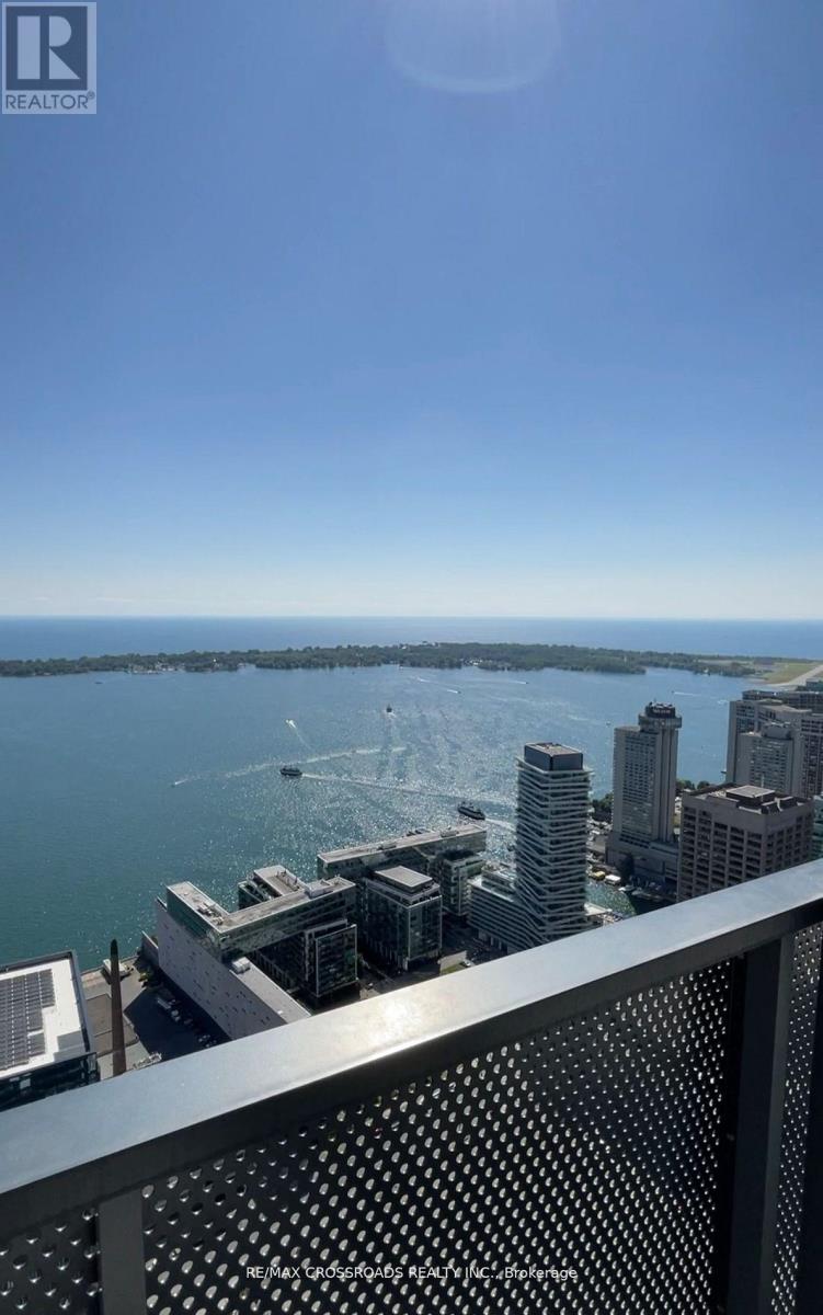 6710 - 55 Cooper Street, Toronto (Waterfront Communities), Ontario  M5E 0G1 - Photo 10 - C12857028