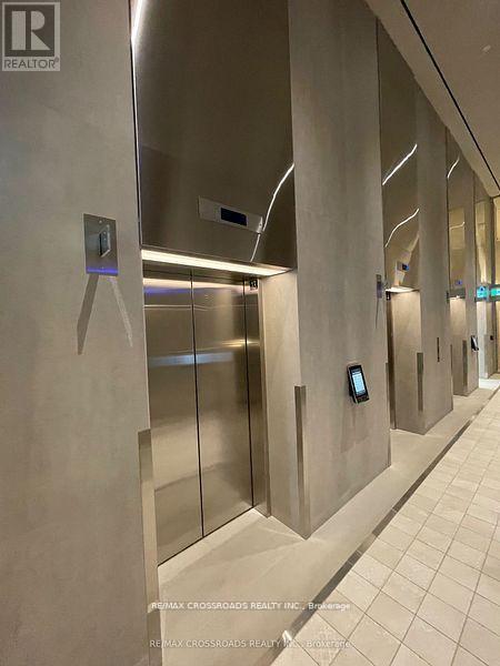 6710 - 55 Cooper Street, Toronto (Waterfront Communities), Ontario  M5E 0G1 - Photo 5 - C12857028