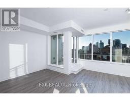 805 - 1 CARDIFF ROAD, Toronto, Ontario