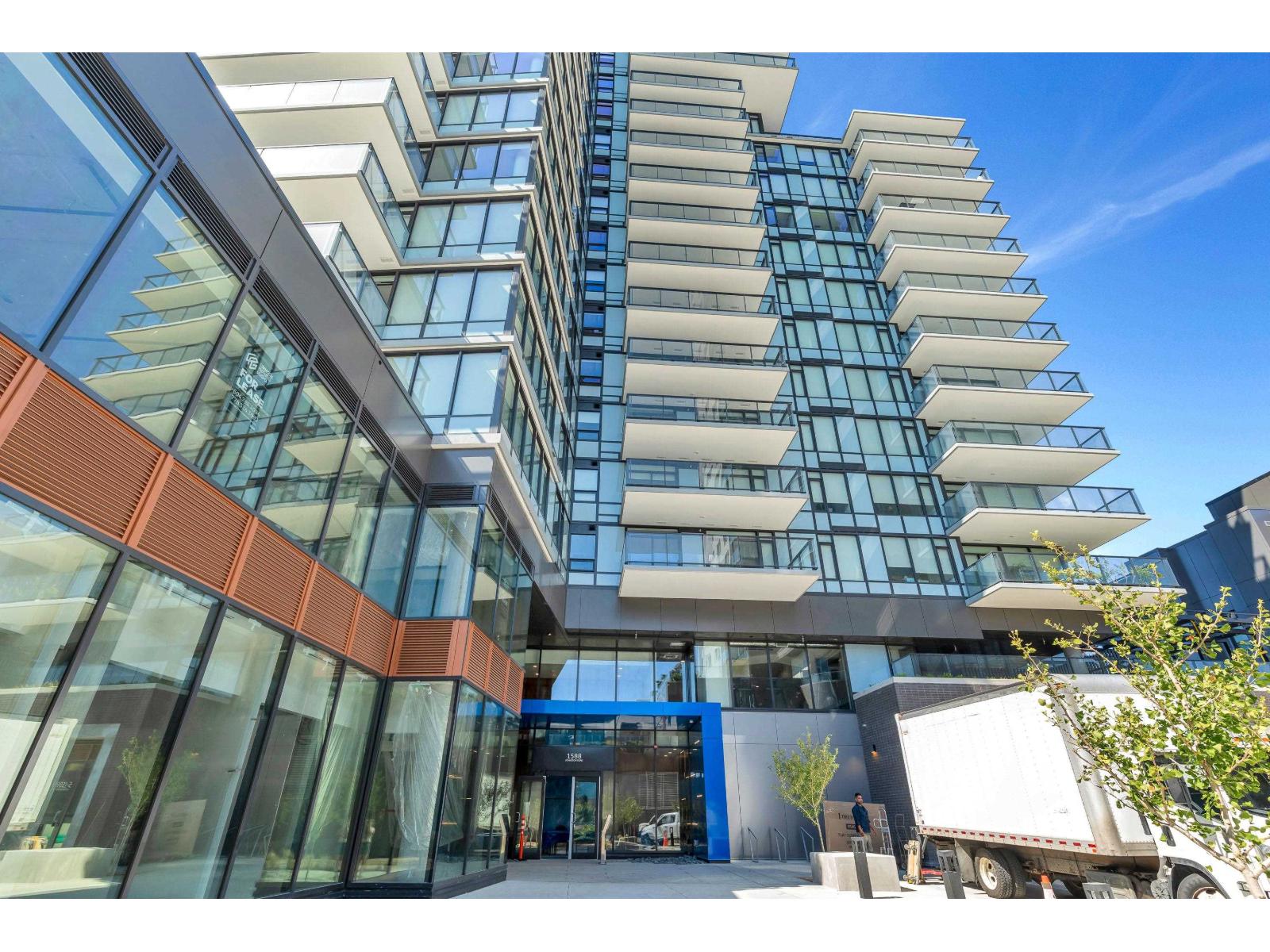 1803 1588 Johnston Road, White Rock, British Columbia  V4B 3Z7 - Photo 3 - R3097154