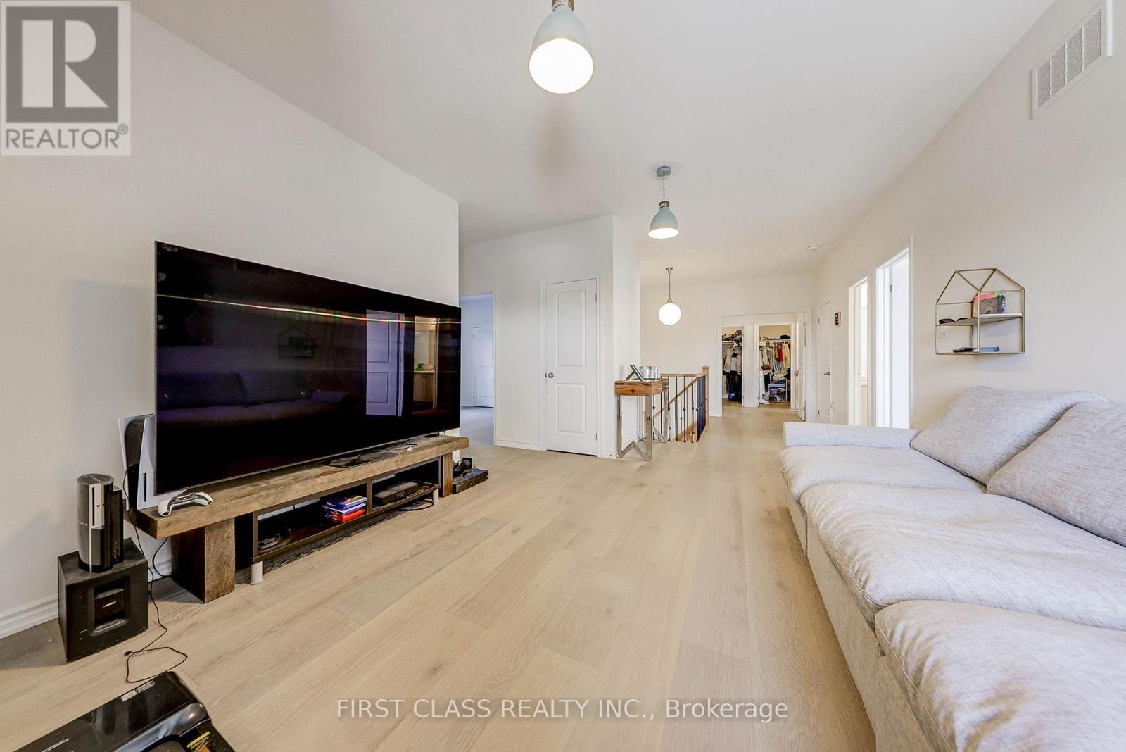 7 Cranley Road, East Gwillimbury, Ontario  L9N 0T7 - Photo 48 - N12857046