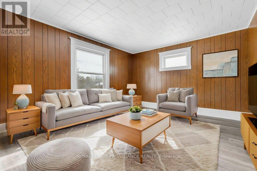 1172 Salem Road, Prince Edward County, Ontario  K0K 1T0 - Photo 10 - X12844460