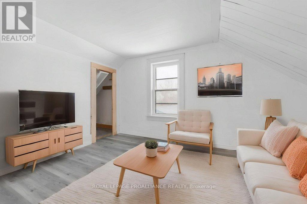 1172 Salem Road, Prince Edward County, Ontario  K0K 1T0 - Photo 24 - X12844460