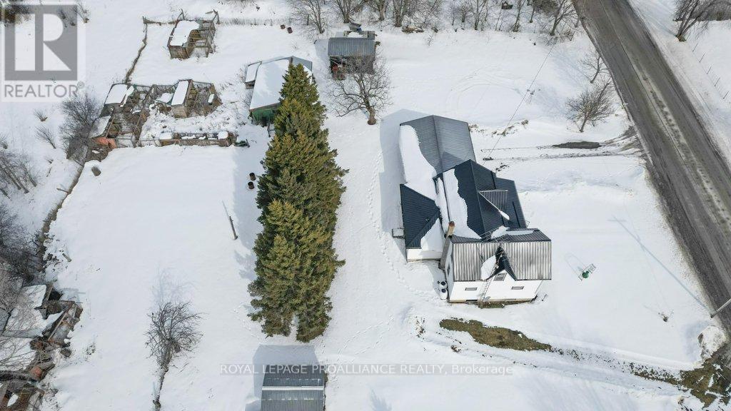 1172 Salem Road, Prince Edward County, Ontario  K0K 1T0 - Photo 38 - X12844460