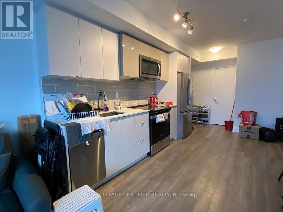 1402 - 1461 Lawrence Avenue W, Toronto (Brookhaven-Amesbury), Ontario  M1B 4T5 - Photo 3 - W12856998