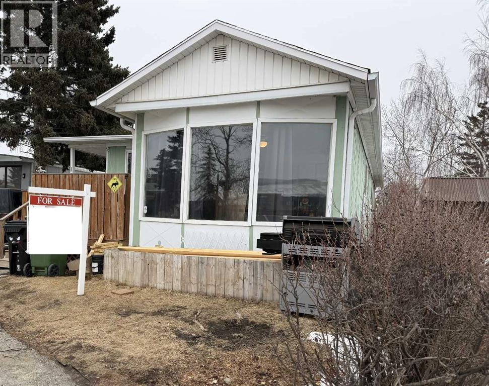 124, 3223 83 Street Nw, Calgary, Alberta  T3B 5N1 - Photo 1 - A2290826