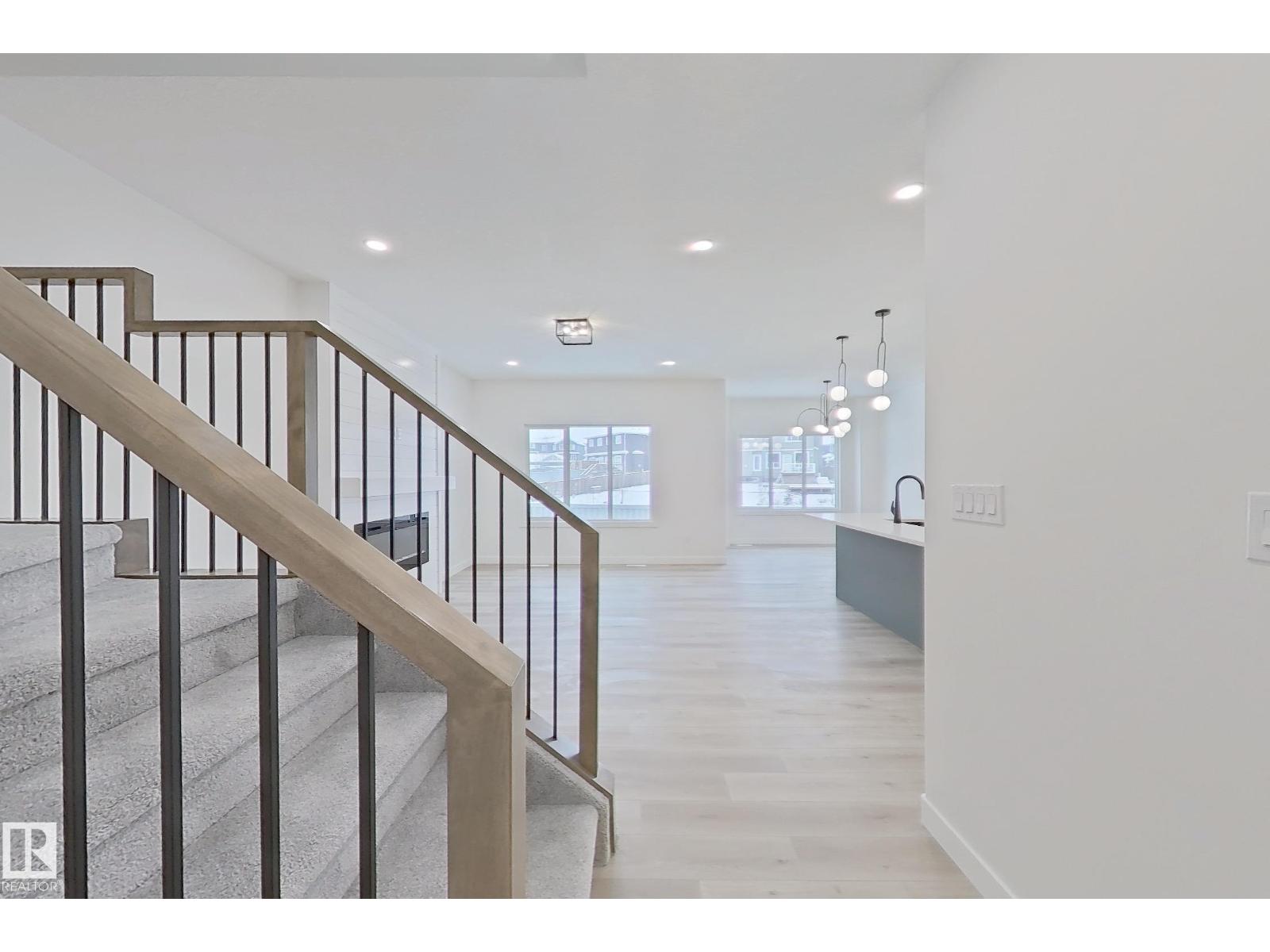 3158 Magpie Wy Nw, Edmonton, Alberta  T5S 0K8 - Photo 6 - E4476381