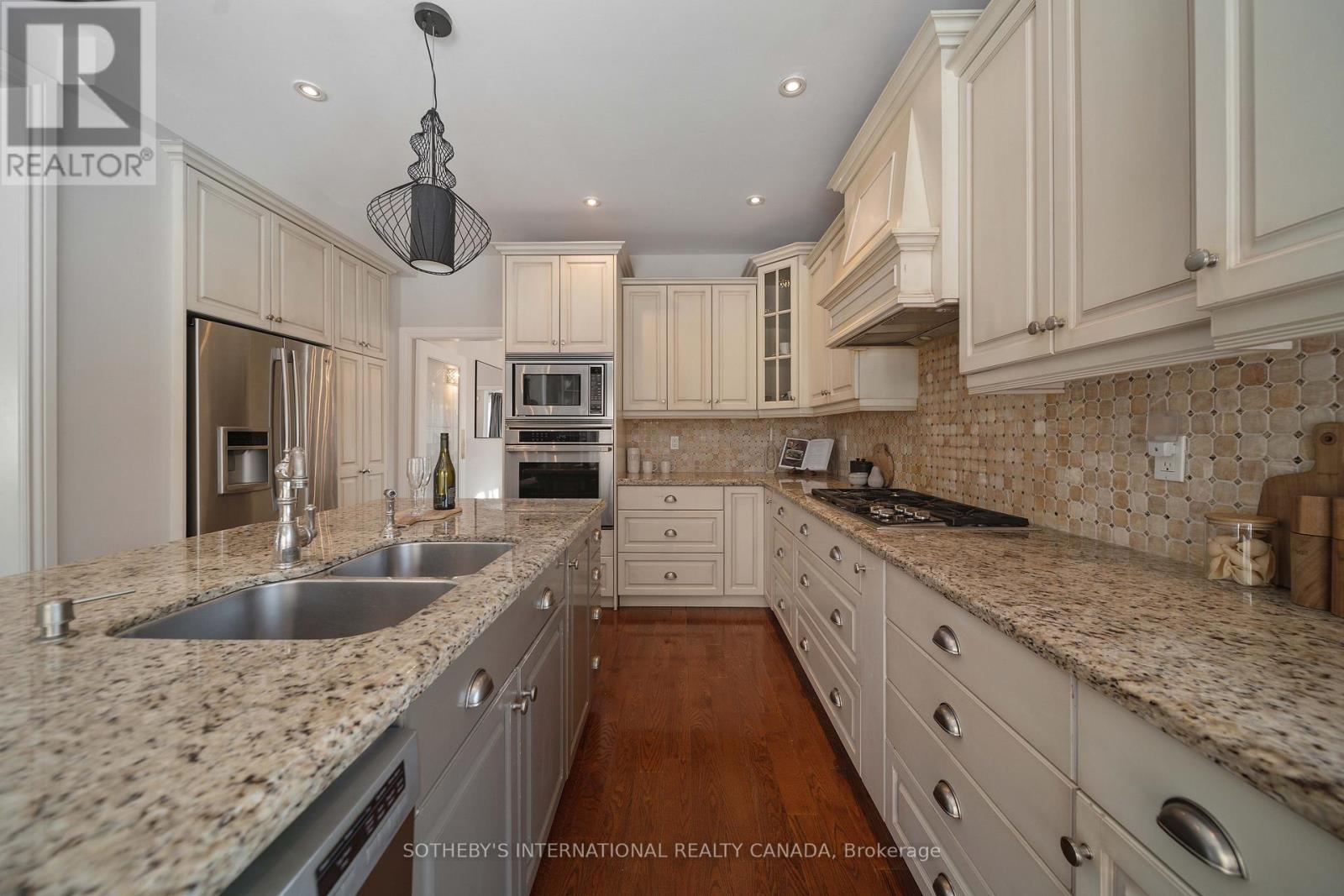 1939 Calgary Court, Mississauga (Lorne Park), Ontario  L5H 4J1 - Photo 14 - W12731708