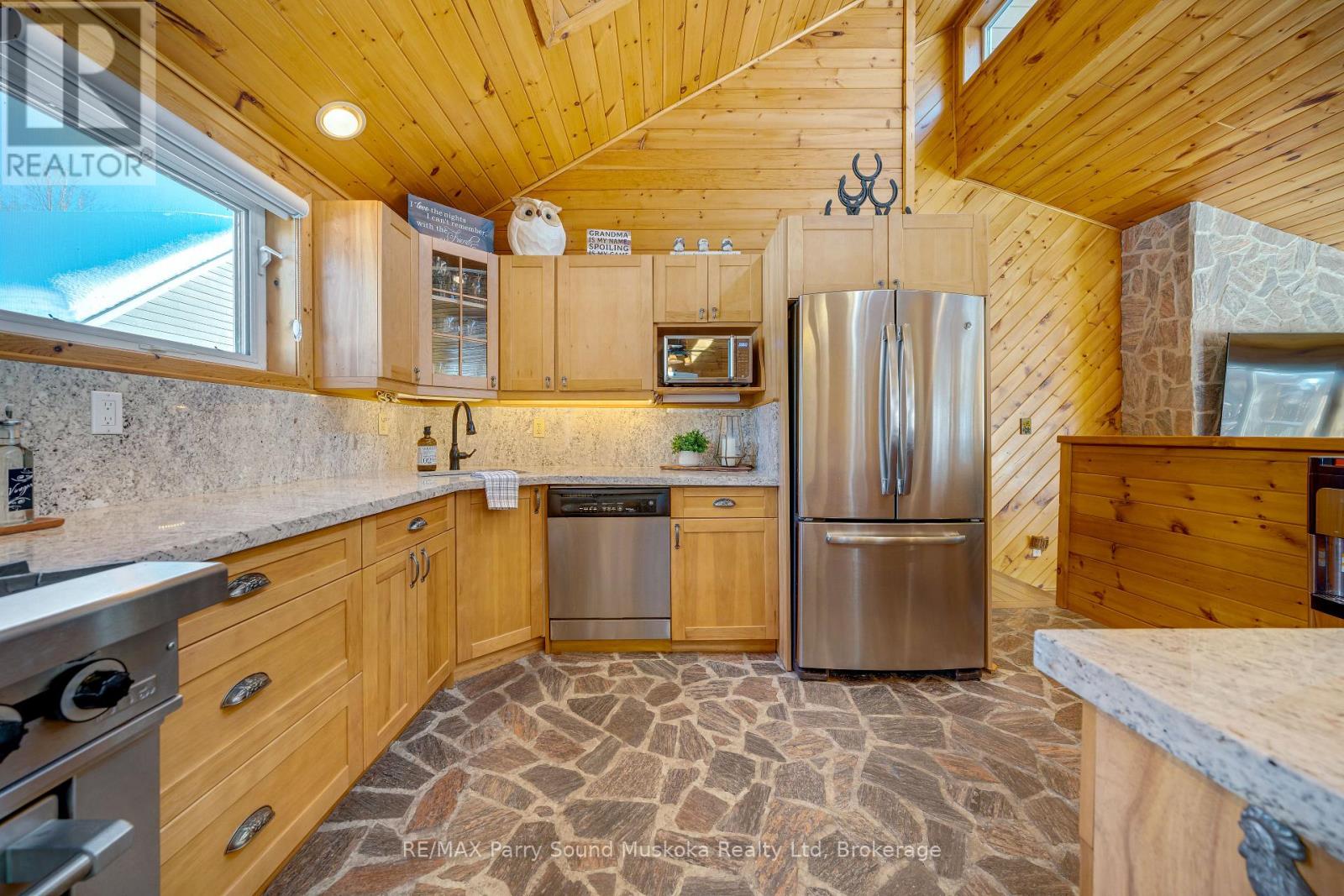 587 Centre Road, Mckellar, Ontario  P2A 0B4 - Photo 18 - X12857064