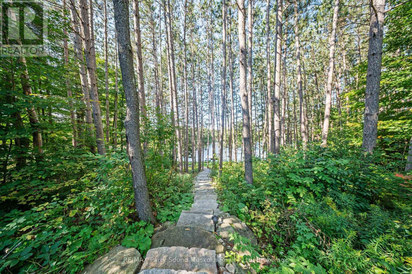 587 Centre Road, Mckellar, Ontario  P2A 0B4 - Photo 50 - X12857064