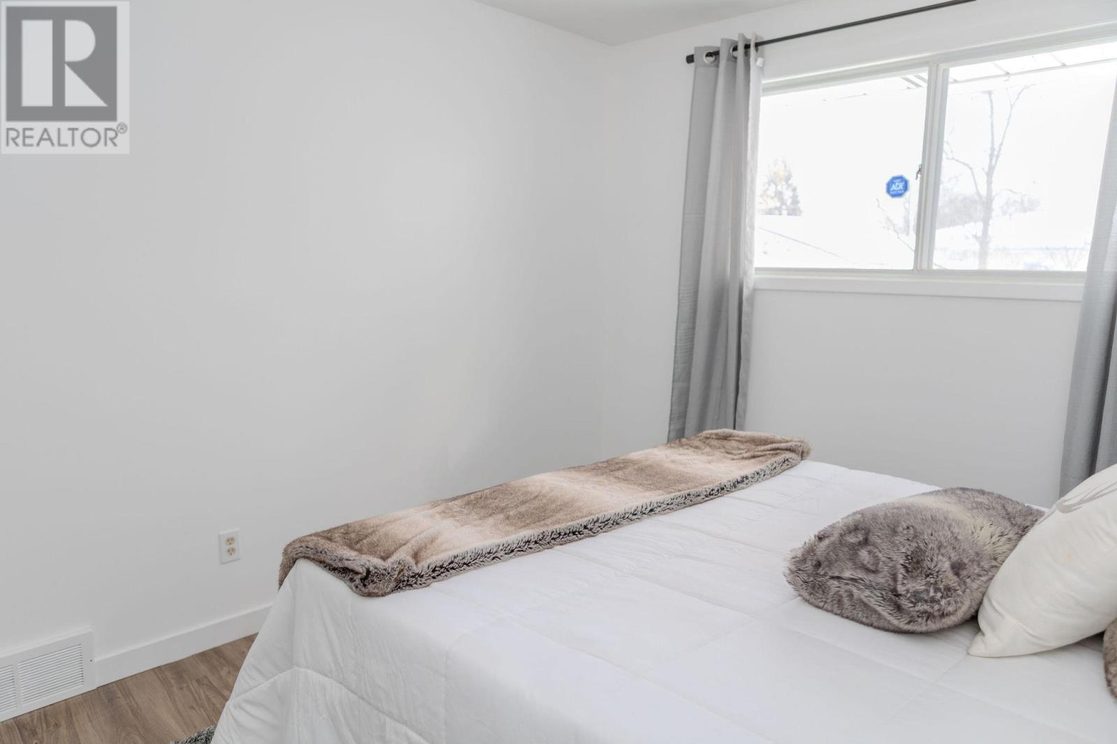 63 Dauphin Dr, Sault Ste. Marie, Ontario  P6A 5E9 - Photo 14 - SM260409