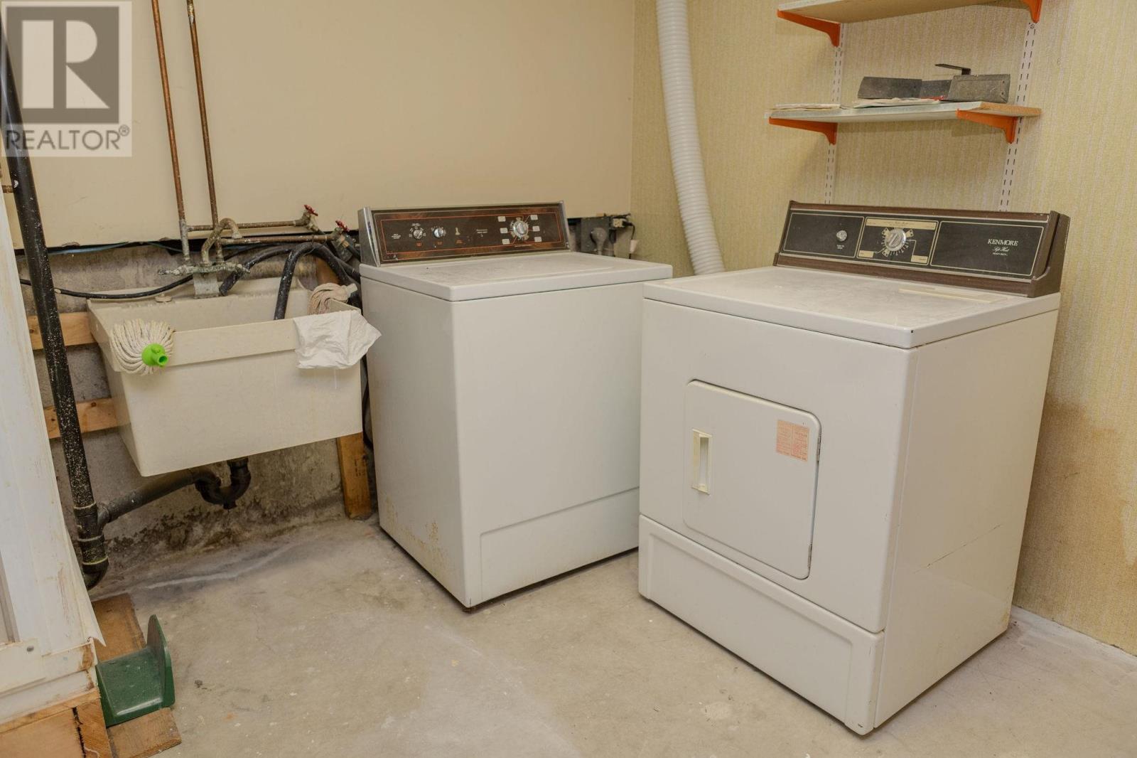 63 Dauphin Dr, Sault Ste. Marie, Ontario  P6A 5E9 - Photo 28 - SM260409