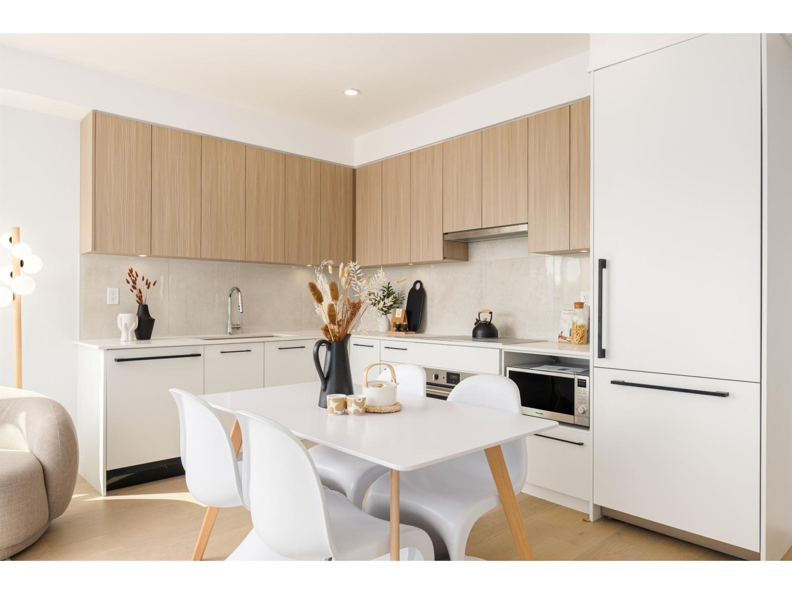 2b2b 5398 207 Street, Langley, British Columbia  V3A 2G1 - Photo 4 - R3090039