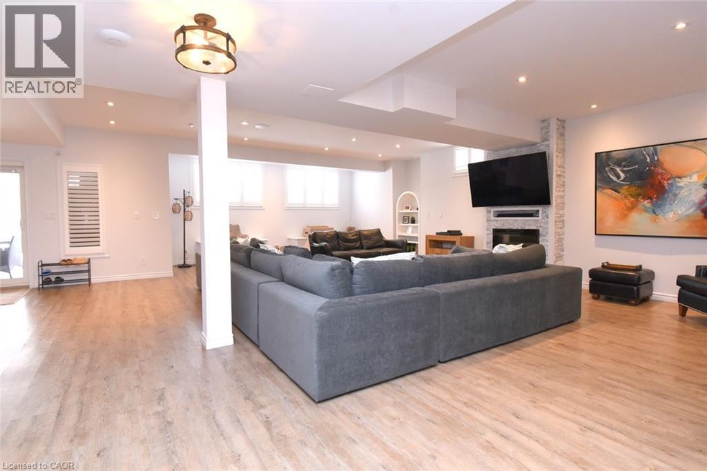 211 Tollgate Drive, Ancaster, Ontario  L9G 5C8 - Photo 43 - 40804094