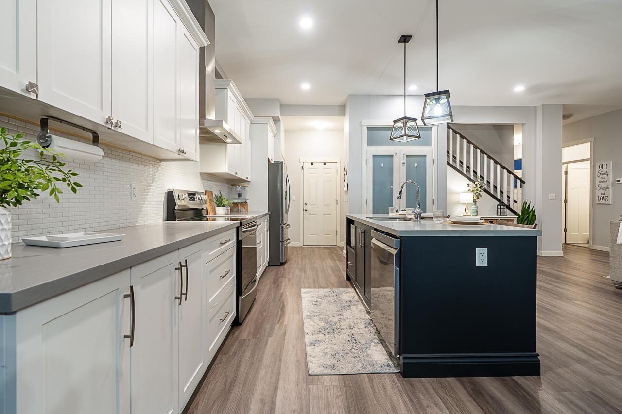 27563 27a Avenue, Langley, British Columbia  V4W 0C4 - Photo 8 - R3095638