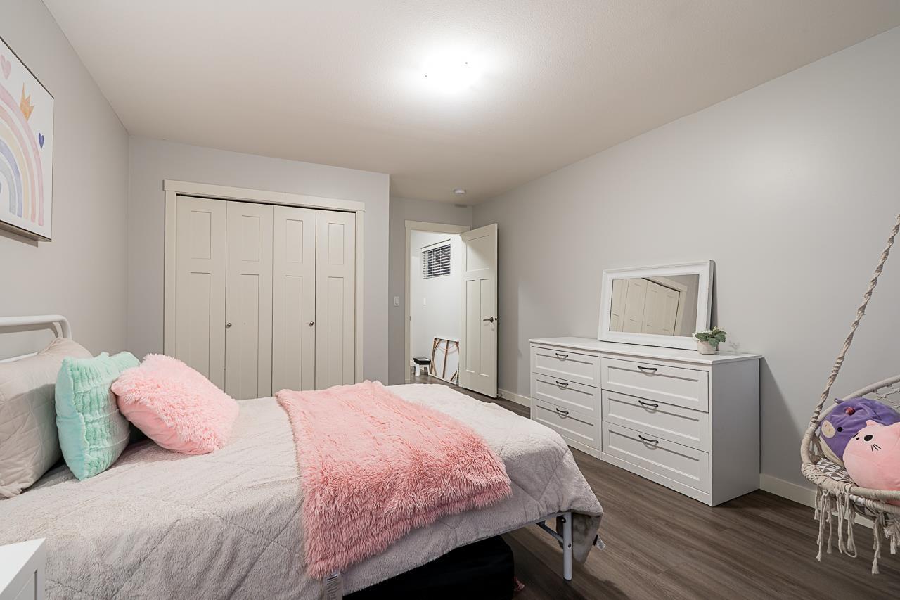 27563 27a Avenue, Langley, British Columbia  V4W 0C4 - Photo 19 - R3095638