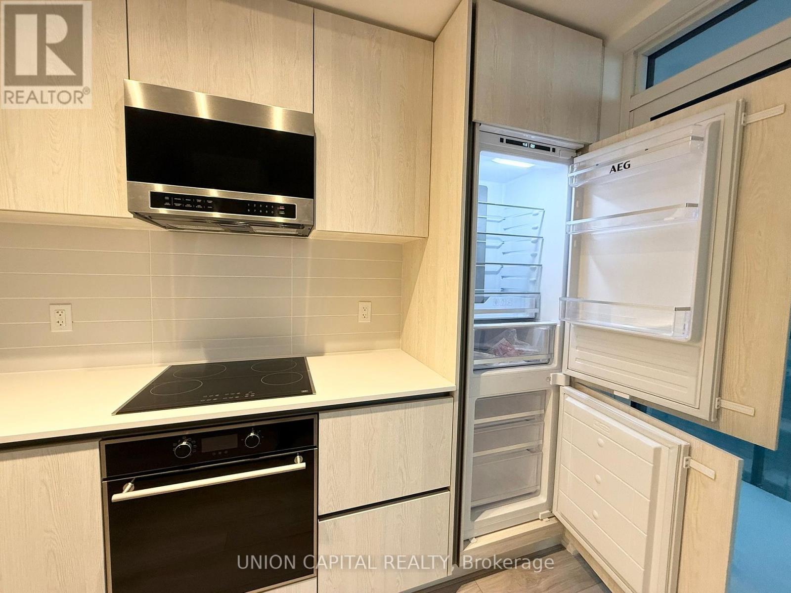 1908 - 110 Broadway Avenue, Toronto, Ontario  M4P 1V7 - Photo 11 - C12857086