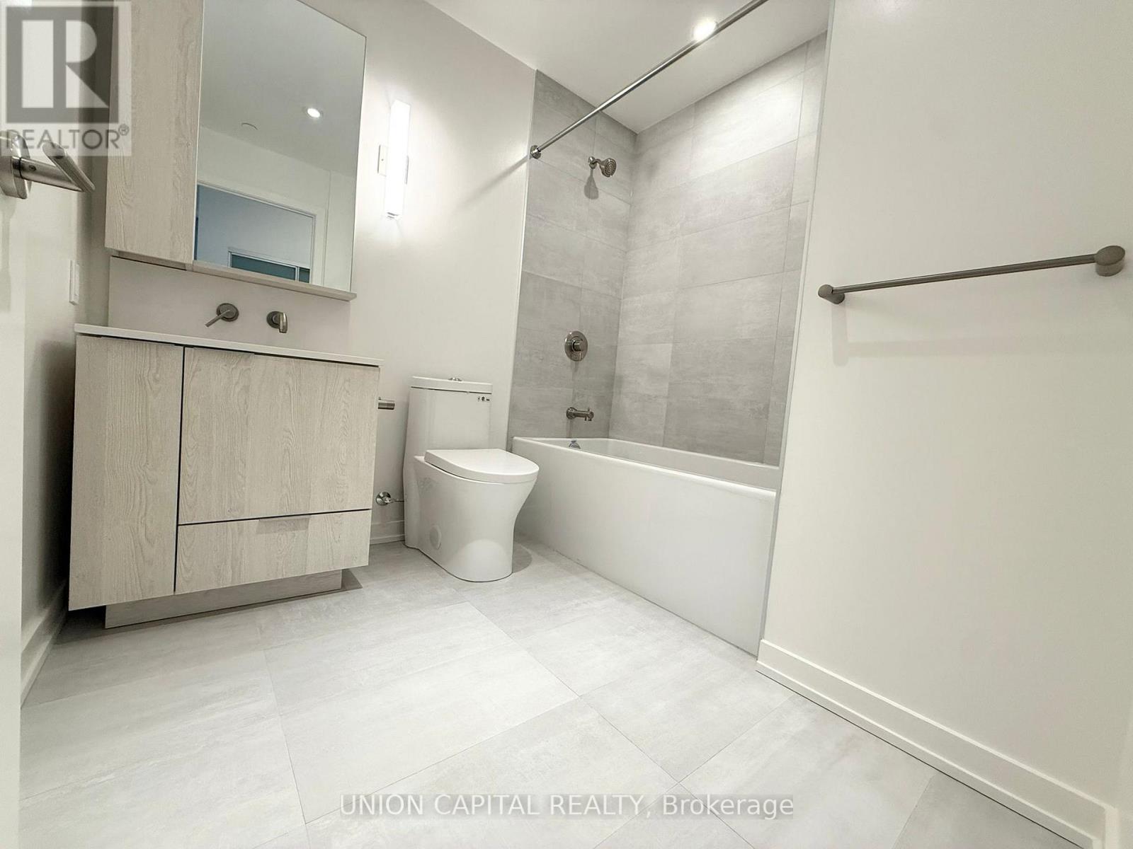 1908 - 110 Broadway Avenue, Toronto, Ontario  M4P 1V7 - Photo 9 - C12857086