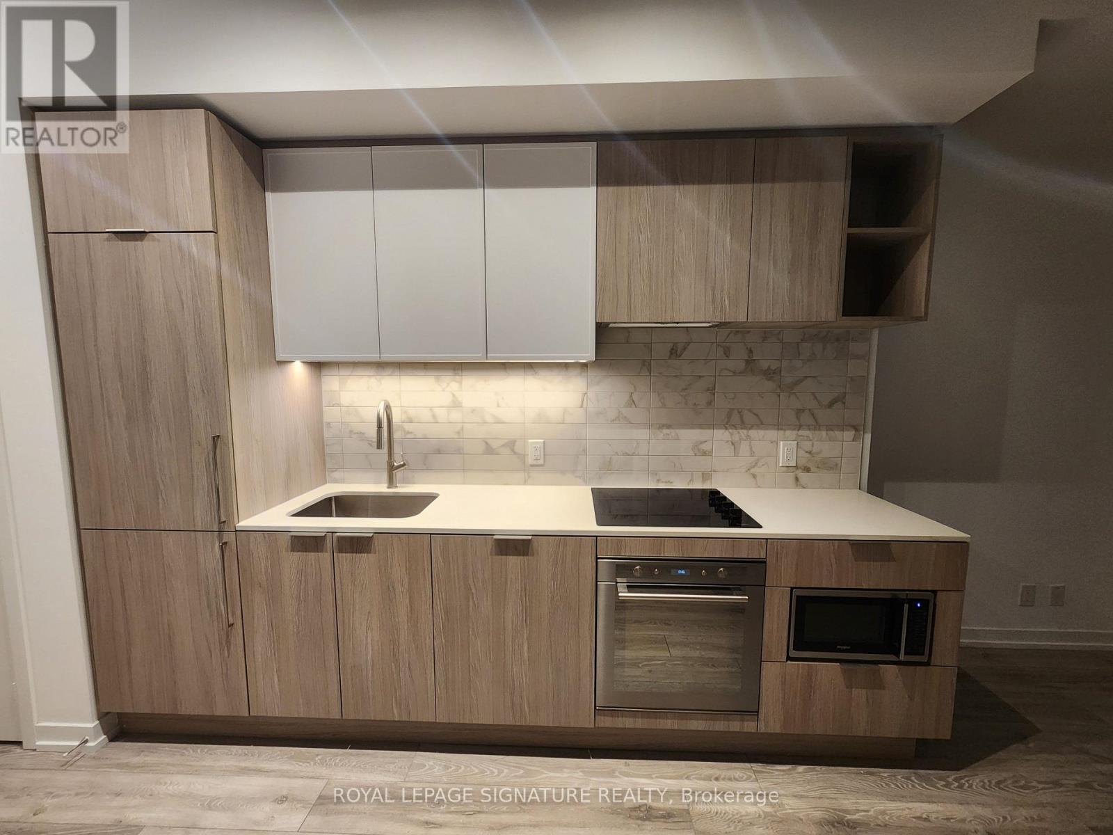 727 - 2020 Bathurst Street, Toronto (Humewood-Cedarvale), Ontario  M5P 0A6 - Photo 11 - C12857098